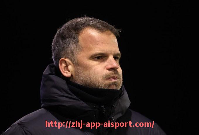 爱体育app-火箭队官网上关于克里斯·保罗的官方图片